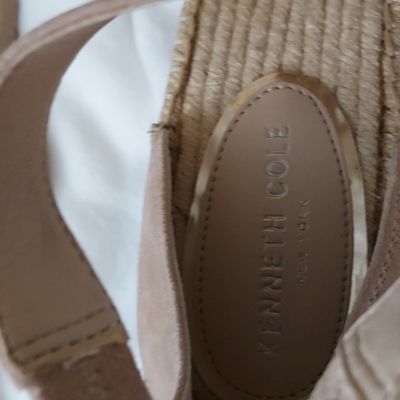 Kenneth Cole New York womens Olivia T Strap wedges - Picture 9 of 12